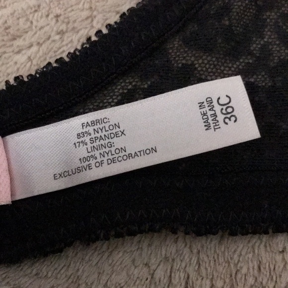 Victoria’s Secret 36C Black push up padded bra with floral detail 💕 - Picture 5 of 7